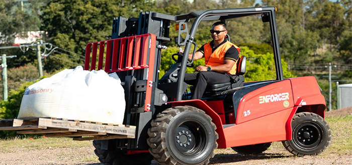 Rough Terrain Masted Lift truck Operator J1